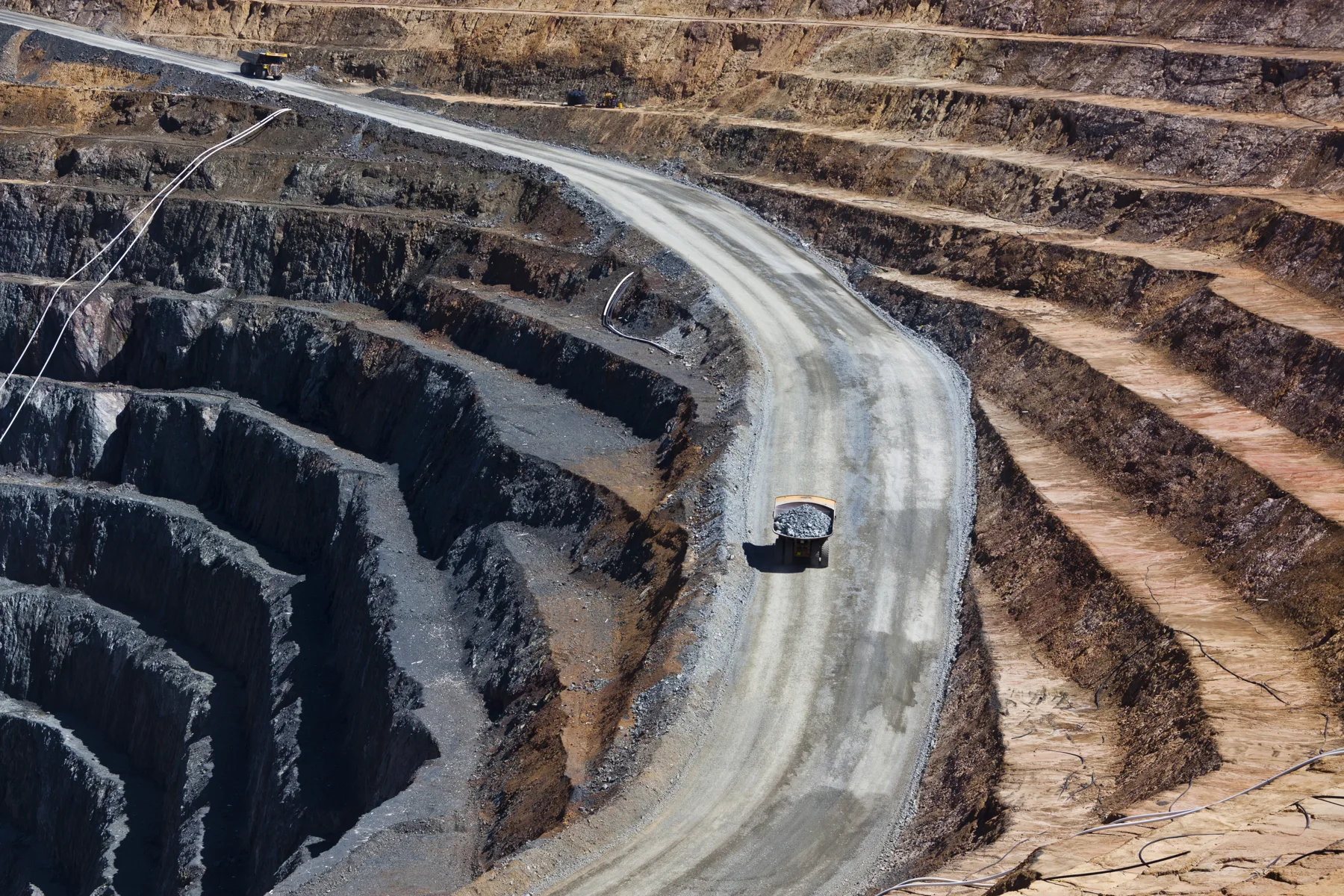 Illustrative surface mine showing the scale of site connectivity
